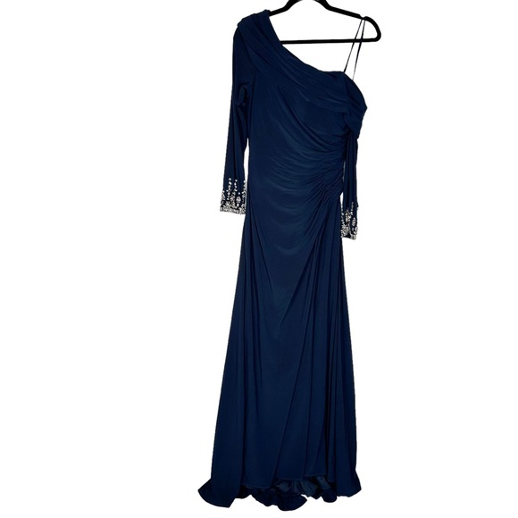 MAC DUGGAL Off The Shoulder Long Sleeve Jersey Jeweled Cuff Gown - Picture 4 of 16